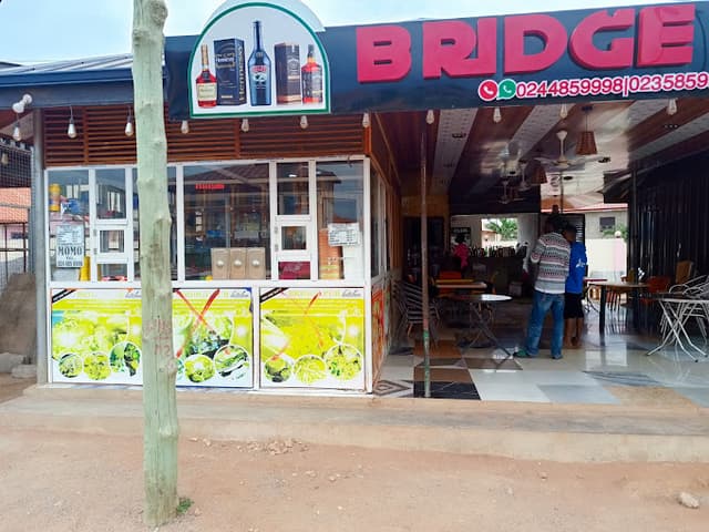  Bridge pub