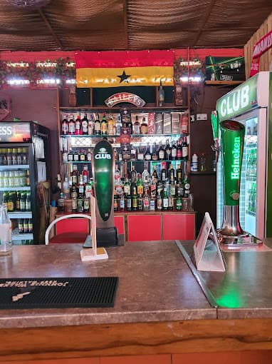 Benitos Pub 